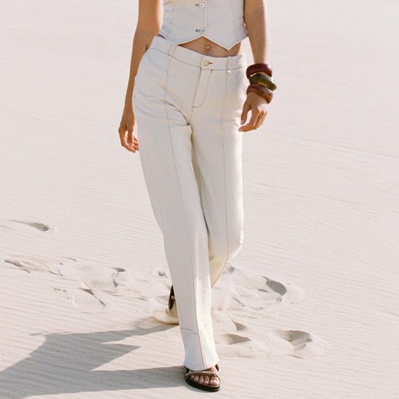 Zara ecru low rise topstitched bootcut jeans NWT - Picture 1 of 14